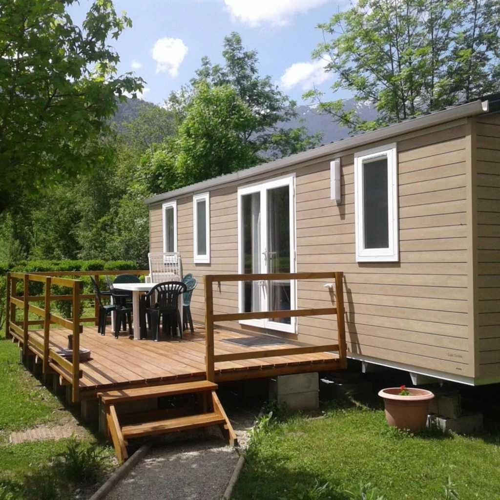 Camping 5 Etoiles - Piscine - Eeceff Le Bourg-dʼOisans Kültér fotó